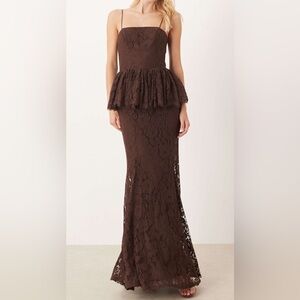 ASOS DESIGN Tall structured lace maxi dress with volume godet bodice in chocolat
